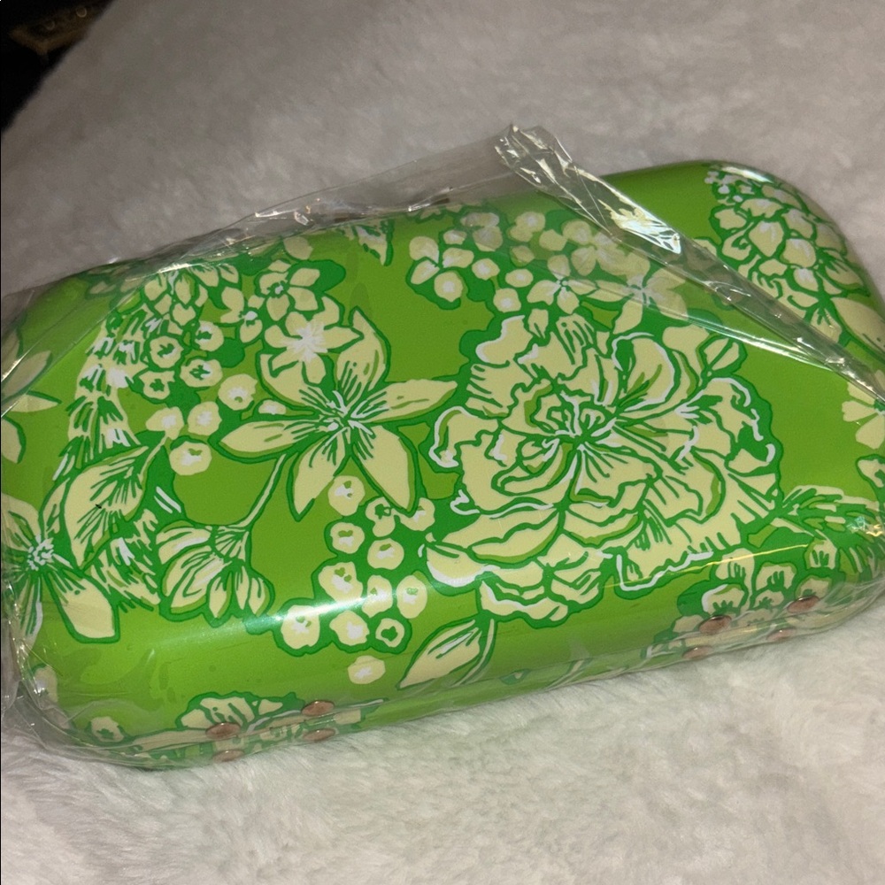 Lilly Pulitzer Clutch Limeade It’s a Spring Thing NWT